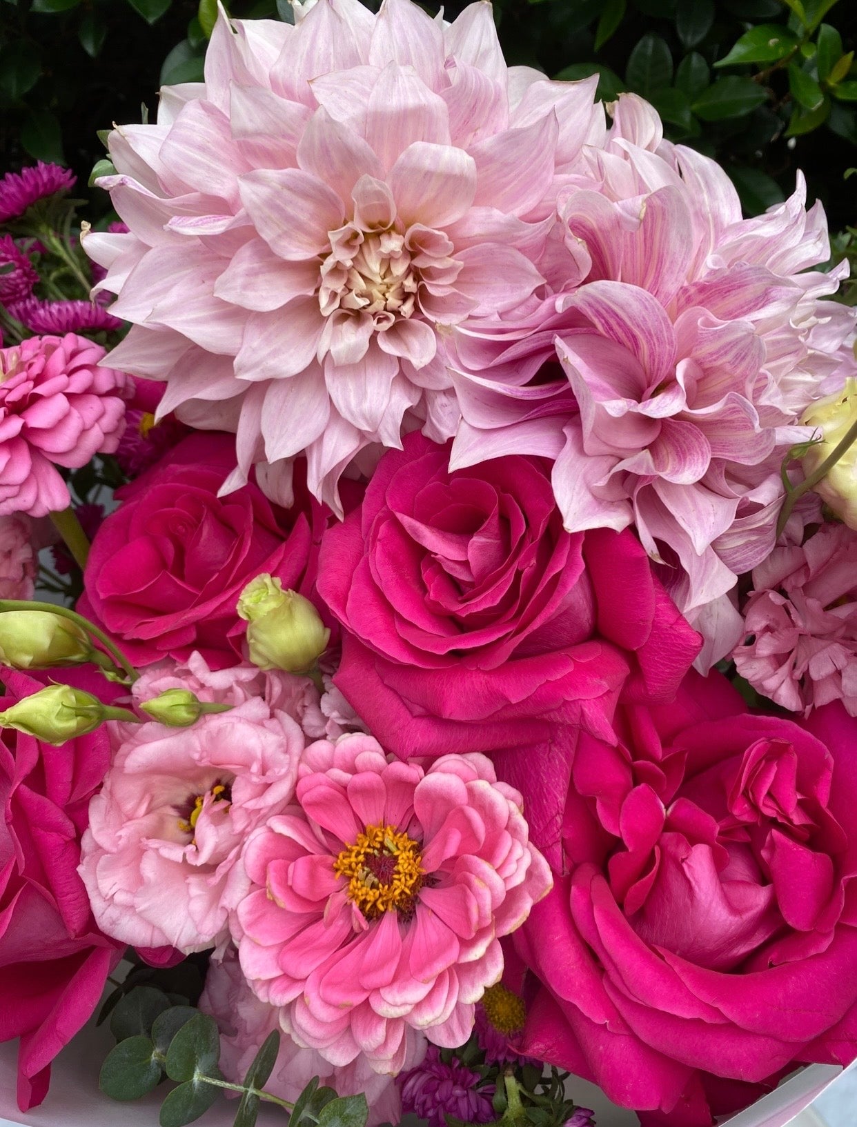 Valentine’s Day Medium Garden Bouquet
