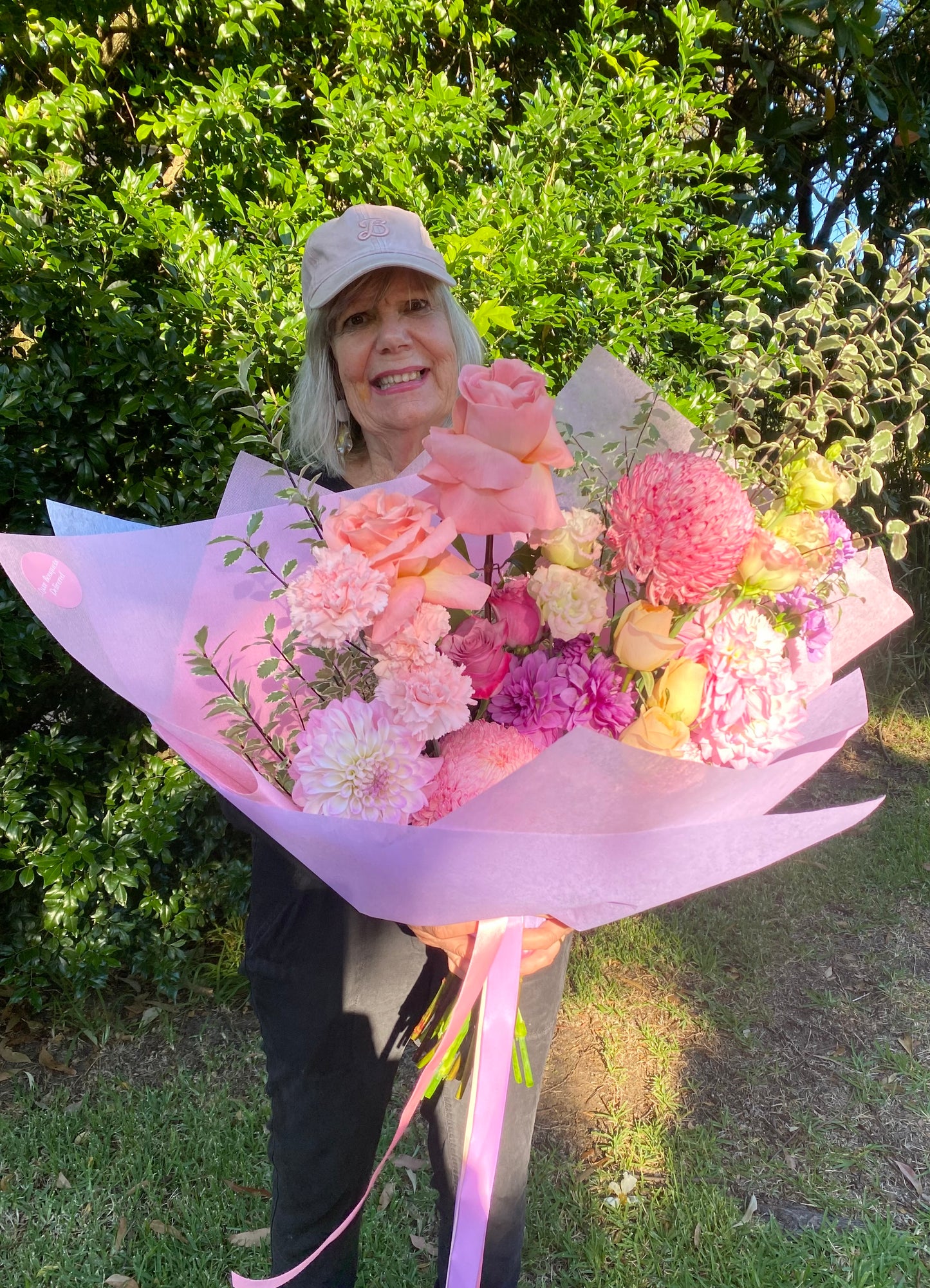 Mother’s Day medium Garden Luxe Bouquet