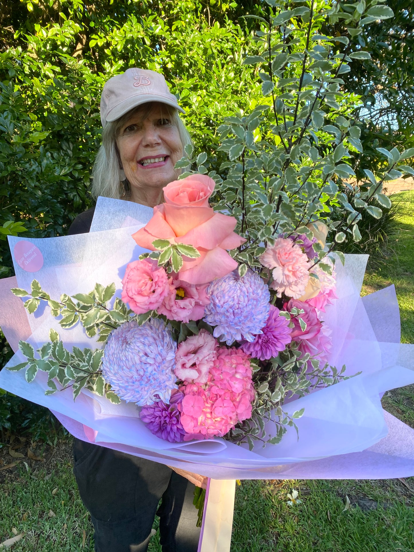Mother’s Day small Garden Luxe Bouquet
