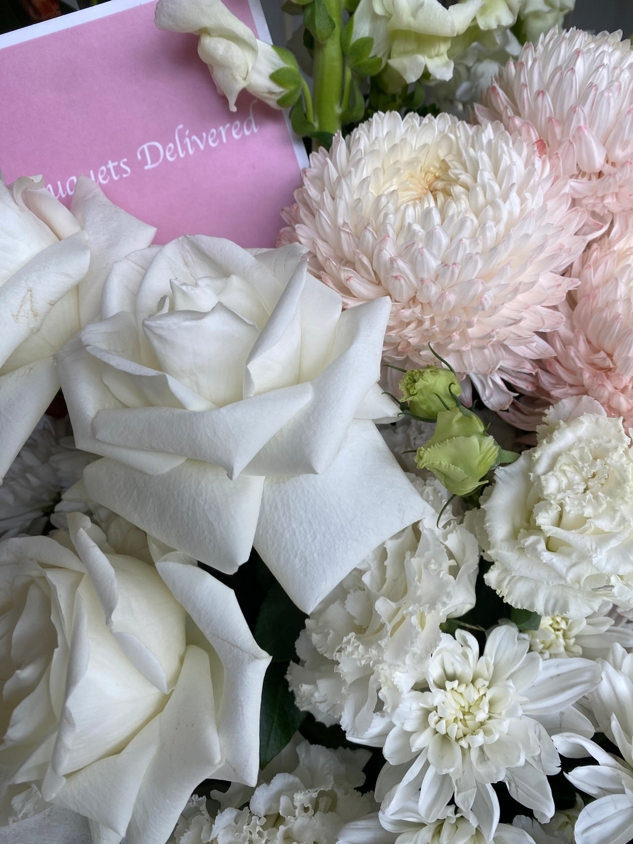 The Grande White Bouquet