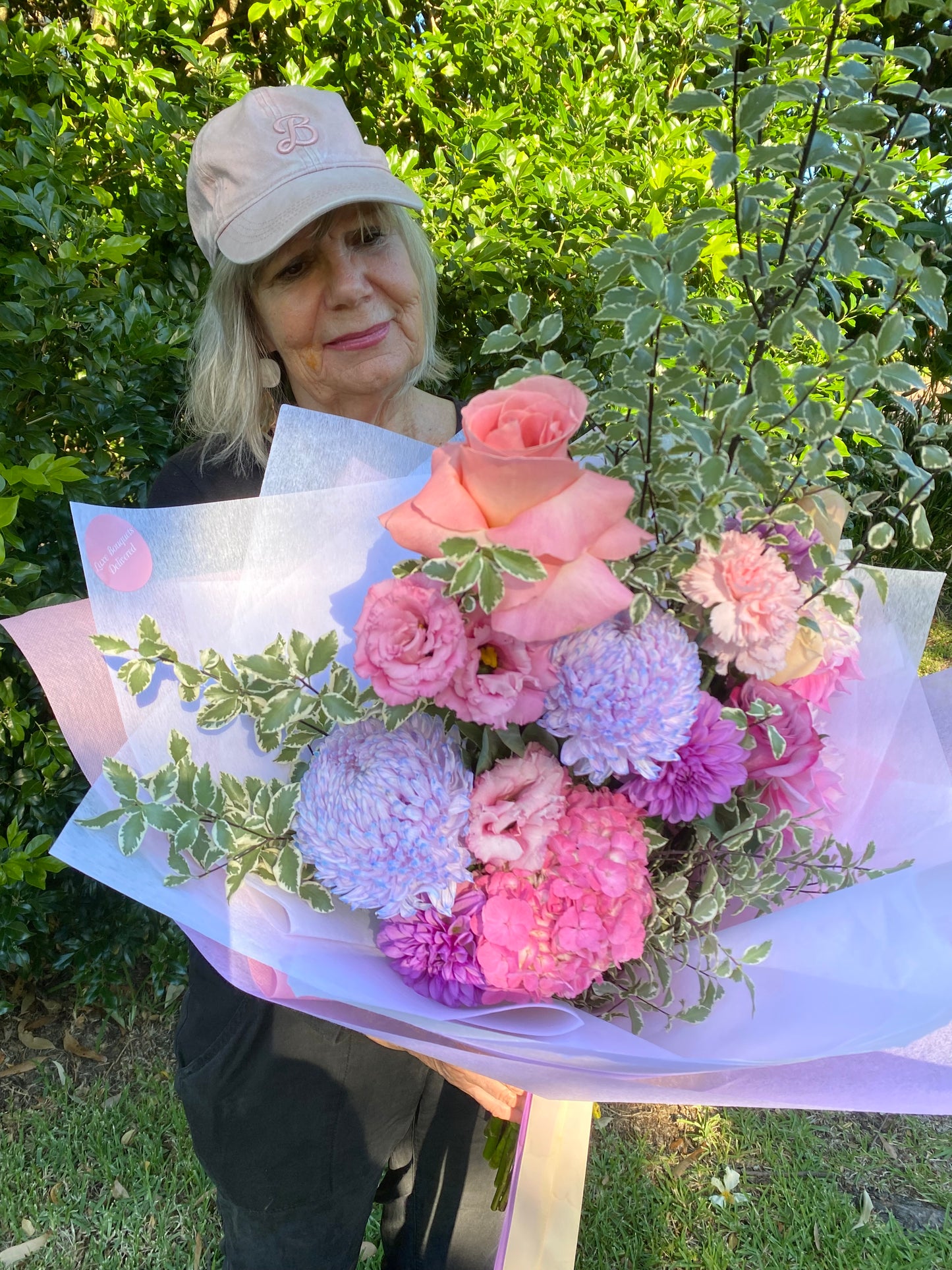 Mother’s Day small Garden Luxe Bouquet
